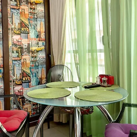 Fully Equipped With Cozy Lounge By Flat Mаnager Апартамент *